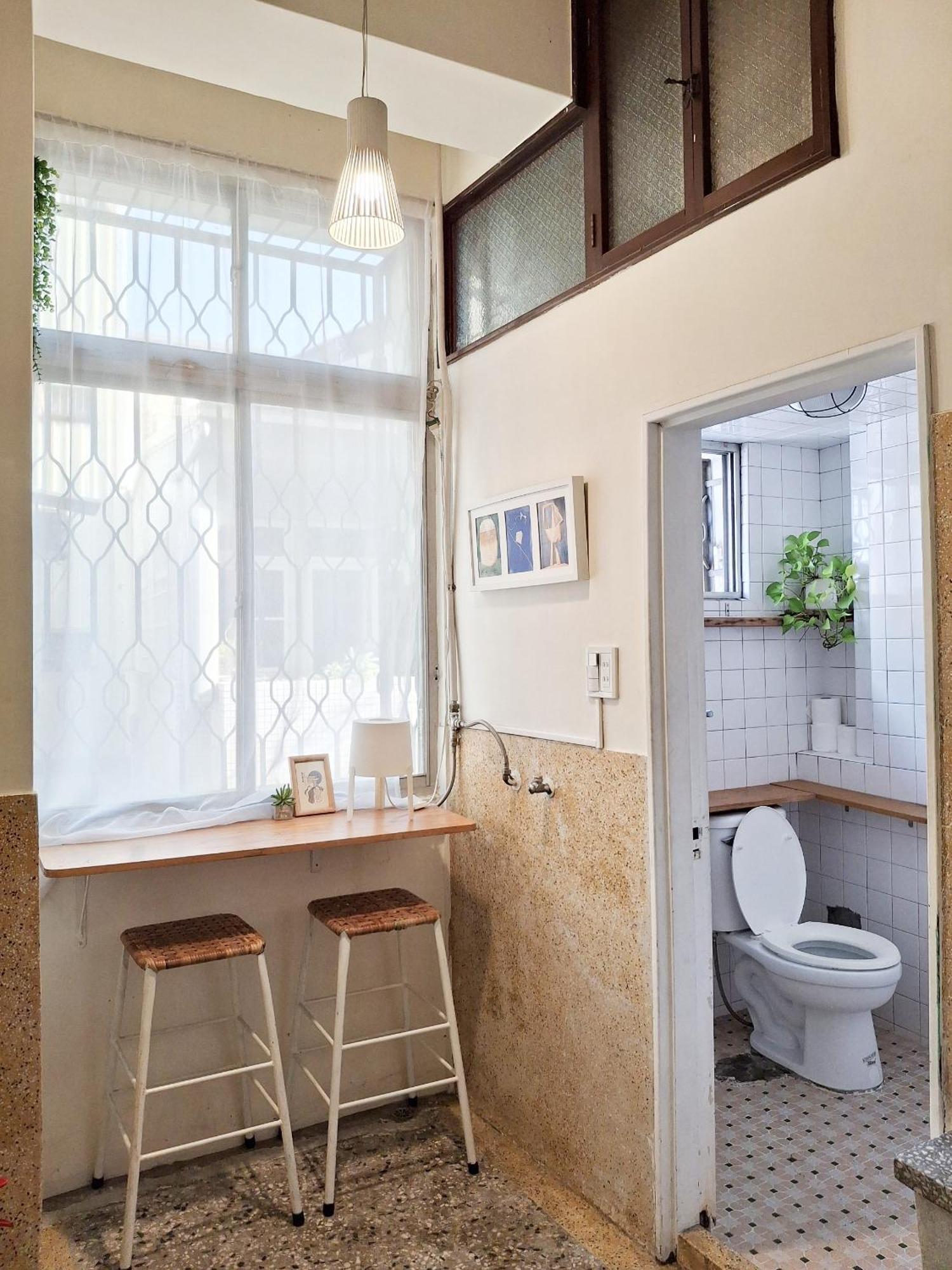 立秝禾 每層獨房 Villa為三樓以上全包層 亦可全包棟 Tainan Exteriör bild